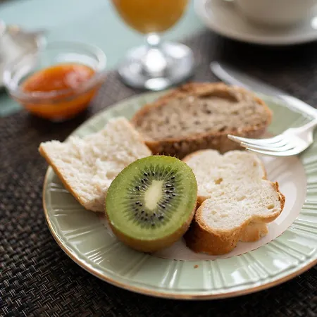 Отель Historique Chez Elsy - Crans-sapins *